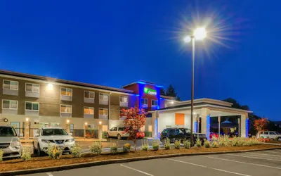 Holiday Inn Express Newberg - Wine Country, an IHG Hotel