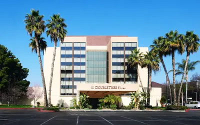 DoubleTree by Hilton Fresno Convention Center