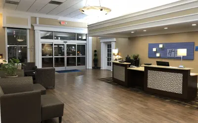 Holiday Inn Express Hotel & Suites Corning, an IHG Hotel