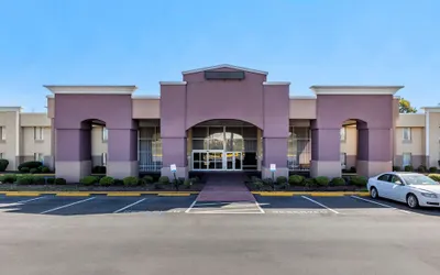 Quality Inn & Suites - Greensboro-High Point