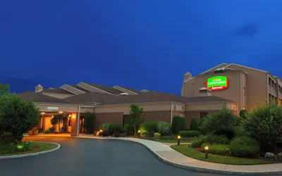 Courtyard by Marriott Rochester Brighton