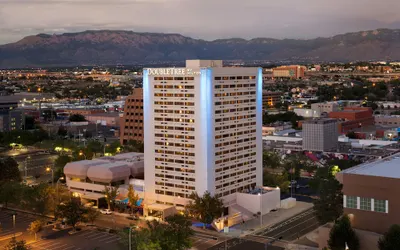 DoubleTree by Hilton Hotel Albuquerque