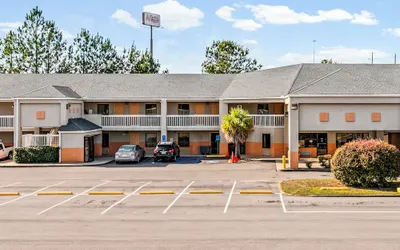 Magnolia Inn Townhouse Hattiesburg MS I-59