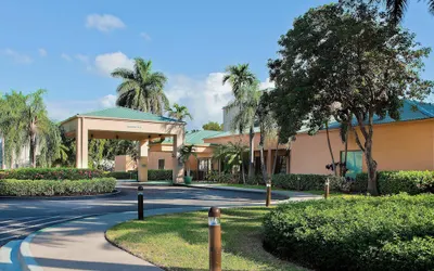 Courtyard by Marriott Miami Airport West/Doral