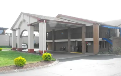 Americas Best Value Inn & Suites Murfreesboro