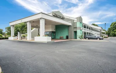 Quality Inn Greenville near University