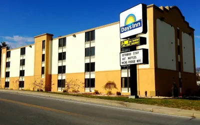 Days Inn by Wyndham Hagerstown I-70