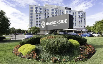 Harborside Hotel