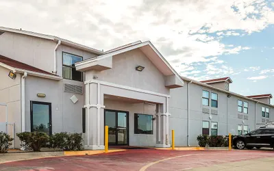 Studio 6 Fort Worth, TX - Meacham