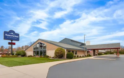 AmericInn by Wyndham Green Bay West