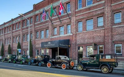 MarQueen Hotel