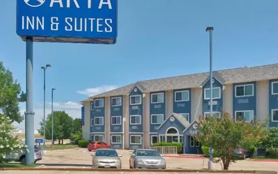 Arya Inn & Suites