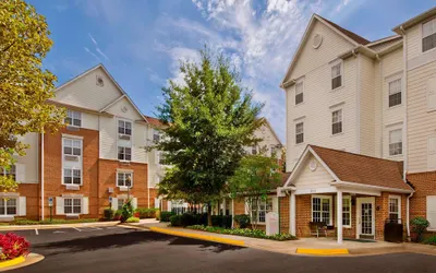 Sonesta Simply Suites Falls Church