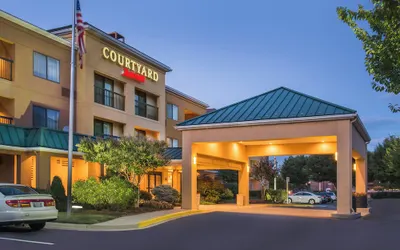 Courtyard by Marriott Frederick