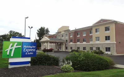 Holiday Inn Express Hotel & Suites Indianapolis North Carmel by IHG