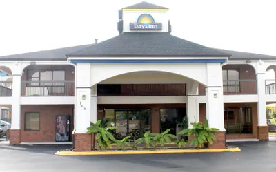 Days Inn by Wyndham Franklin