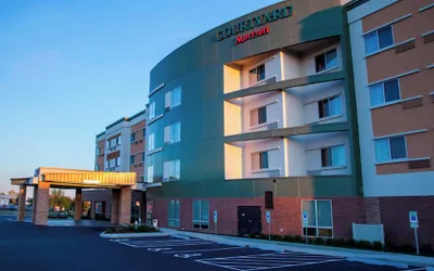 Courtyard by Marriott St. Louis St. Peters
