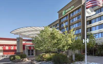 Holiday Inn Denver Lakewood, an IHG Hotel