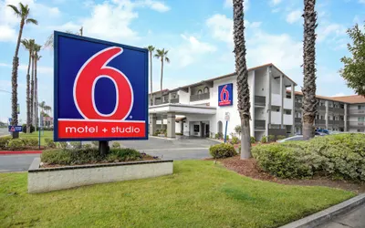 Motel 6 Ontario, CA - Convention Center - Airport