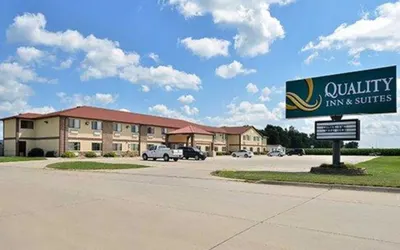 Quality Inn & Suites Grinnell near University