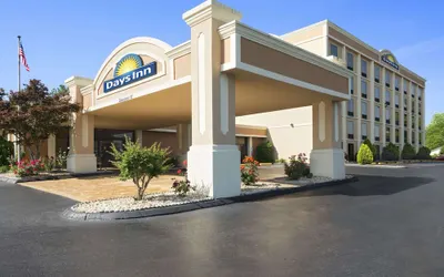 Days Inn by Wyndham Rome Downtown