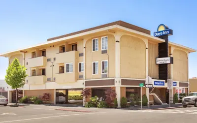 Days Inn by Wyndham Eureka CA