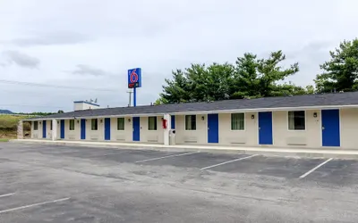 Motel 6 Troutville, VA