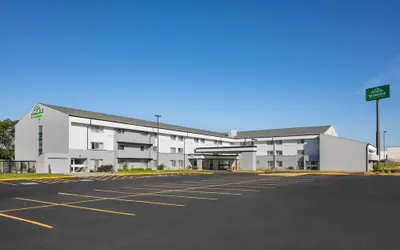 Wingate by Wyndham Lincoln Airport East I-80