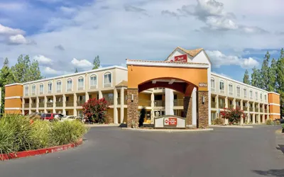 Best Western Plus Rancho Cordova Inn