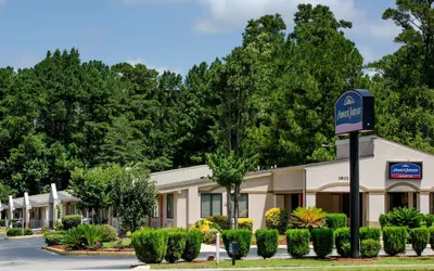 Howard Johnson by Wyndham Wilmington