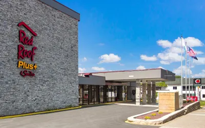 Red Roof Inn PLUS+ & Suites Erie