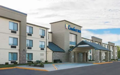 Comfort Inn Metro Airport