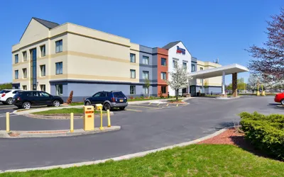 Fairfield Inn Marriott Rochester Airport