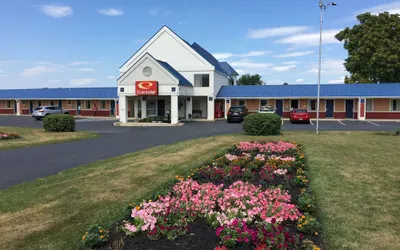 Econo Lodge Mechanicsburg