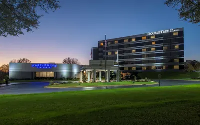 DoubleTree by Hilton Winston Salem - University