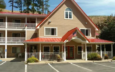 Keystone Boardwalk Inn and Suites