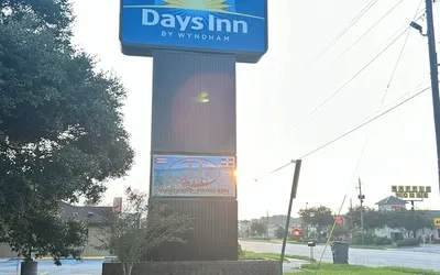 Days Inn by Wyndham Hinesville Near Fort Stewart