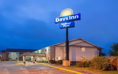 Days Inn by Wyndham Topeka