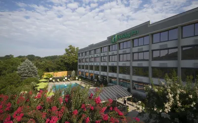 Holiday Inn Asheville East-Blue Ridge PKWY, an IHG Hotel