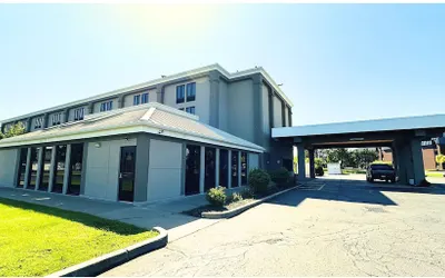 Country Inn & Suites by Radisson, Canton near Hall of Fame
