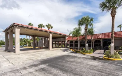 Motel 6 Spring Hill, FL - Weeki Wachee