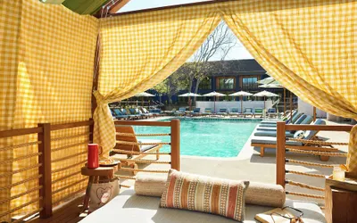 Treehouse Hotel Silicon Valley