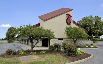 Red Roof Inn Toledo - Maumee