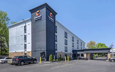 Comfort Inn & Suites