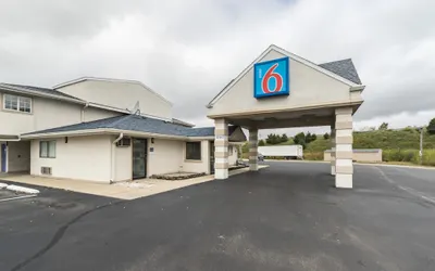 Motel 6 Crawfordsville, IN