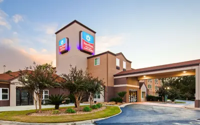 SureStay Plus Hotel by Best Western Macon West