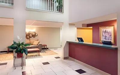 Rodeway Inn & Suites Chandler - Phoenix South I-10