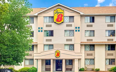 Super 8 by Wyndham Stamford/New York City Area