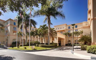 Hilton Naples