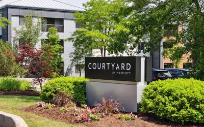 Courtyard by Marriott Burlington Williston